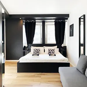 https://blk-hostel.topcolognehotels.com