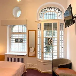 Castell Am Kurfuerstendamm 3*, Berlim Alemanha